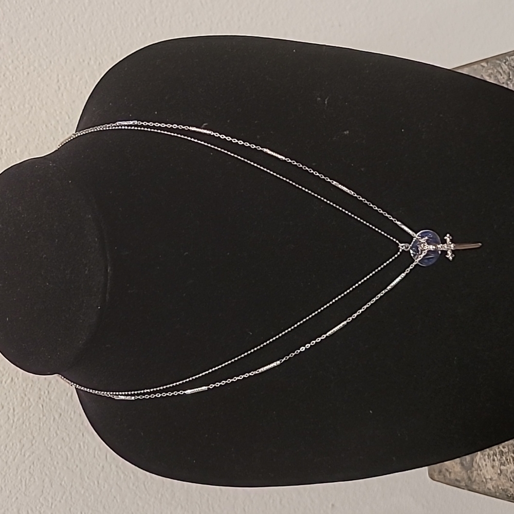 Rays Dagger Necklace Set in Silver New